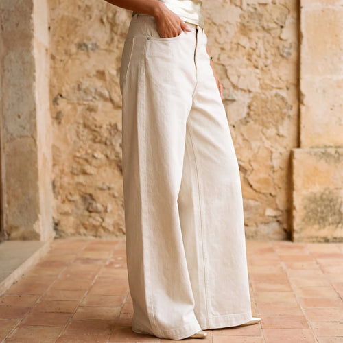 Alvara - High Waisted Wide Leg Jeans