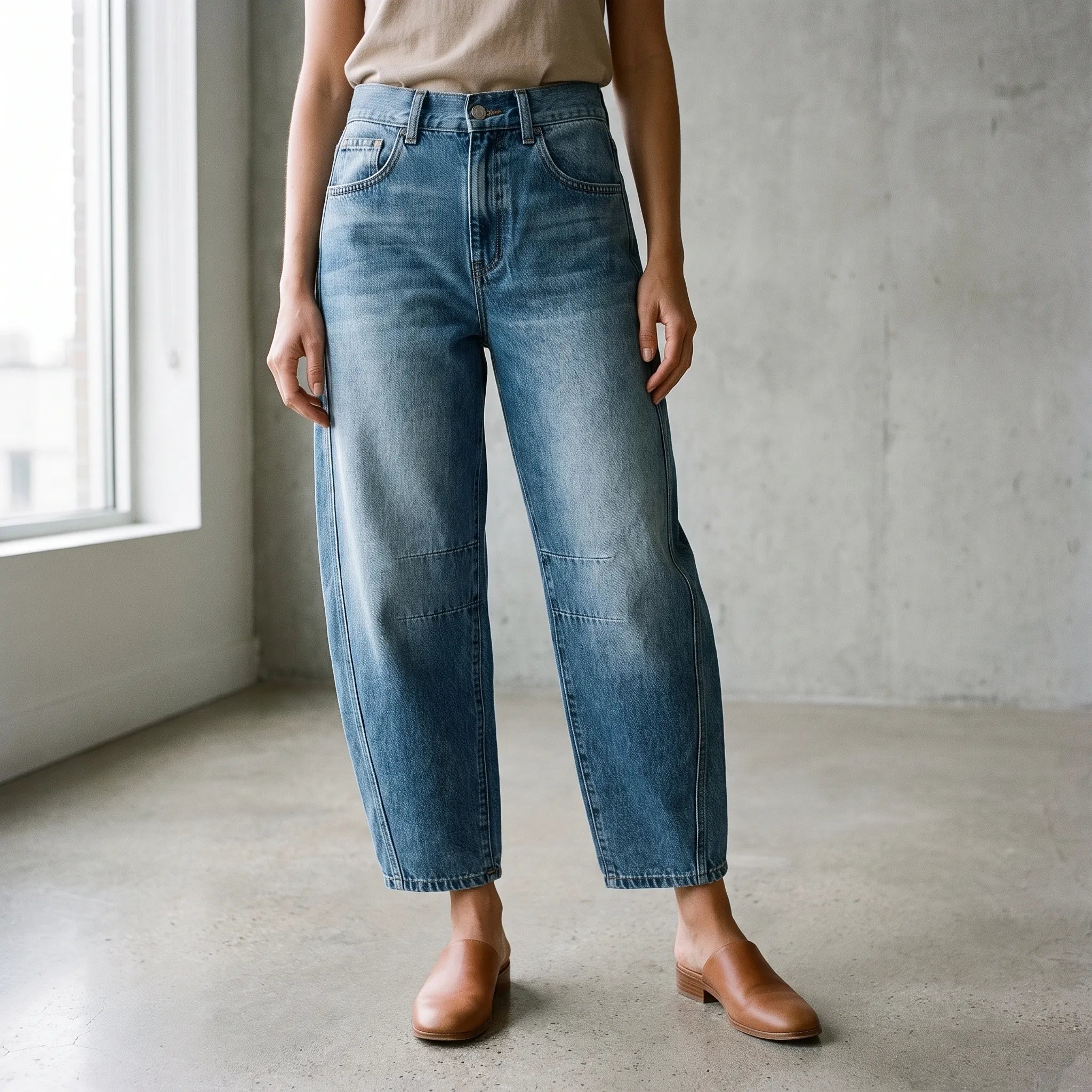 Cenova - Casual Women's Mid-Waist Tapered Jeans